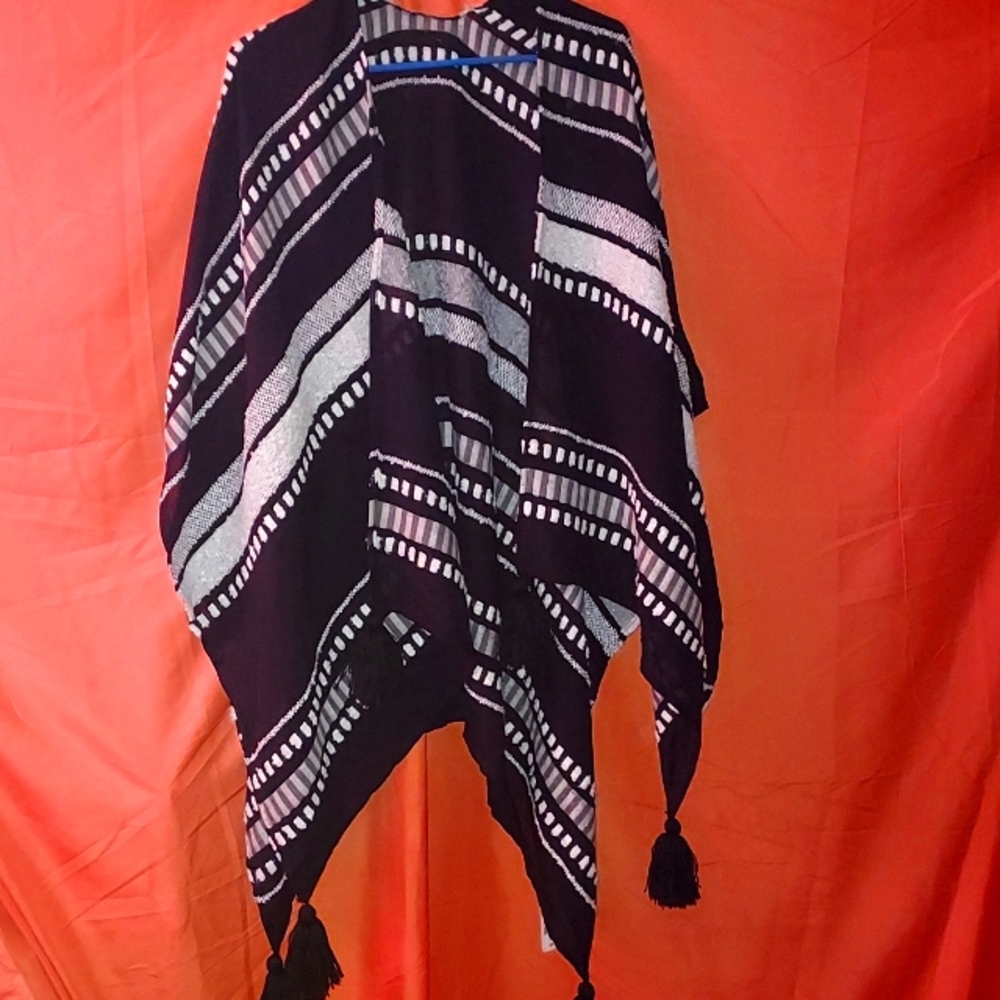 Woman's ruana